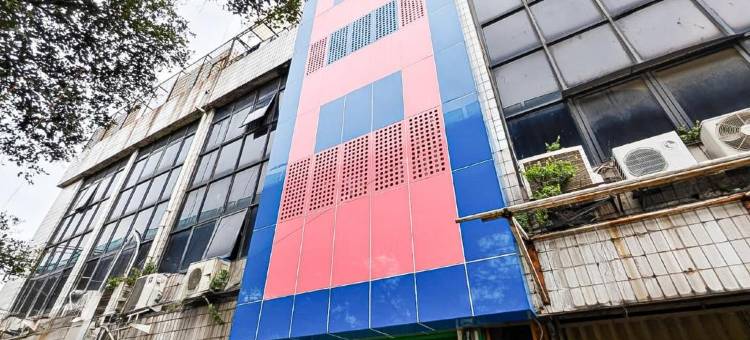 Queen Residence Ancol RedPartner图片
