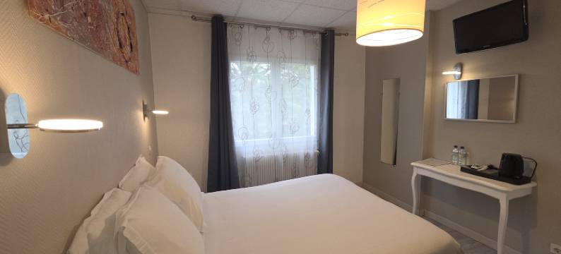 马斯勒沙特莱餐厅酒店(Hotel Restaurant Mas le Chatelet)图片