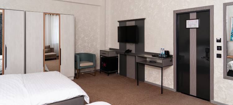 古尔尚酒店(Gulshan Hotel)图片