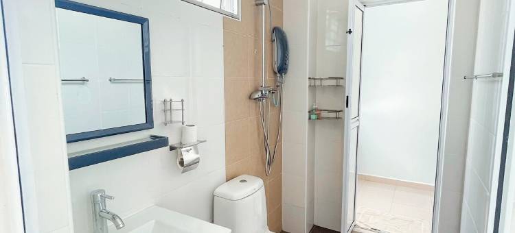 4BDR Double storey homestay Yong Peng, FreeParking图片