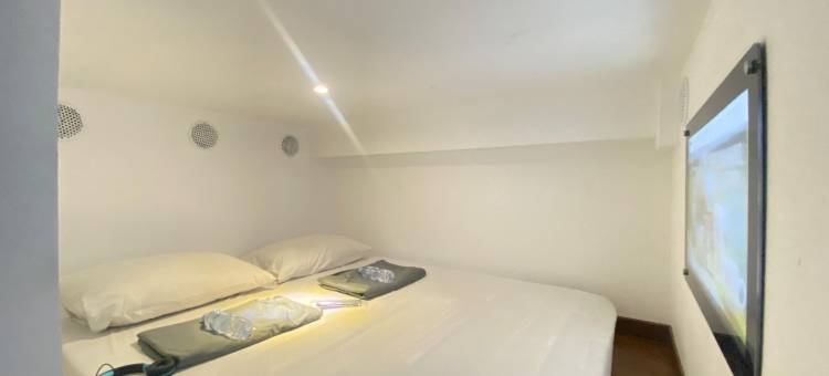 万隆加特苏沙克提胶囊旅馆(Shakti Capsule Gatsu Bandung)图片