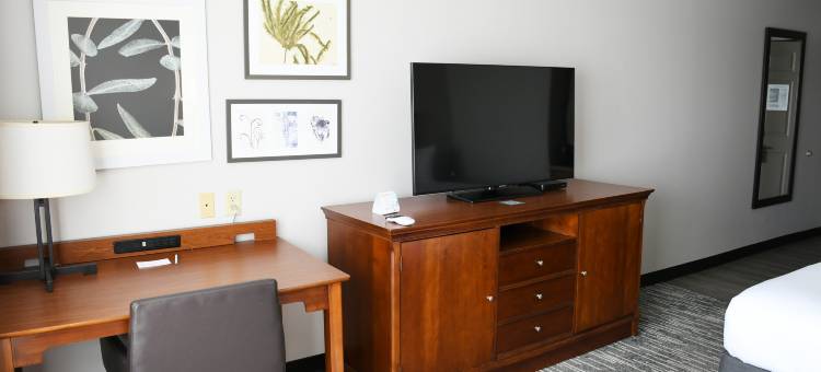 爱荷华州道奇堡贝斯特韦斯特和谐酒店(Best Western Harmony Inn Fort Dodge Iowa)图片