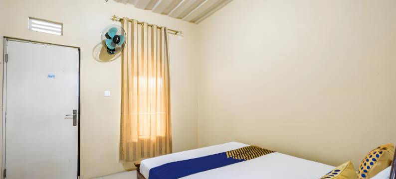 O肯查纳民宿-清真-靠近卡纽兰阿尔巴罗卡清真寺(Hotel O Kencana Homestay Syariah Near Masjid AL-BAROKAH Kanyuran)图片