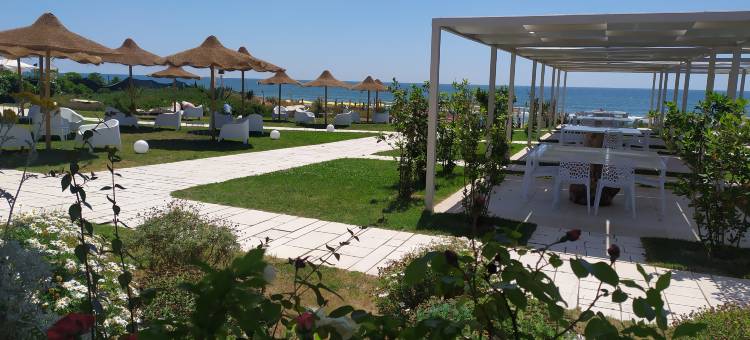 丽娜度假村(Rena Resort)图片