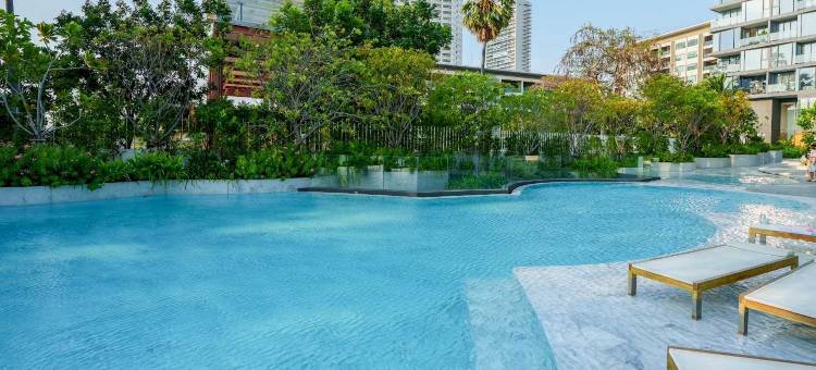 豪华两卧室海景公寓，配私人电梯和免费停车(Luxury 2BR Sea View Apartment with Private Lift and Free Parking)图片