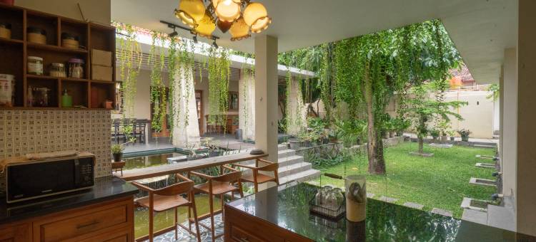 格里亚巴扬克拉古曼(Private Villa - Griya Bayan Kraguman)图片