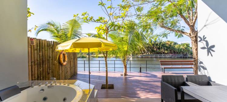 丰郎河滨酒店(Phuengluang Riverside Hotel Chanthaburi)图片