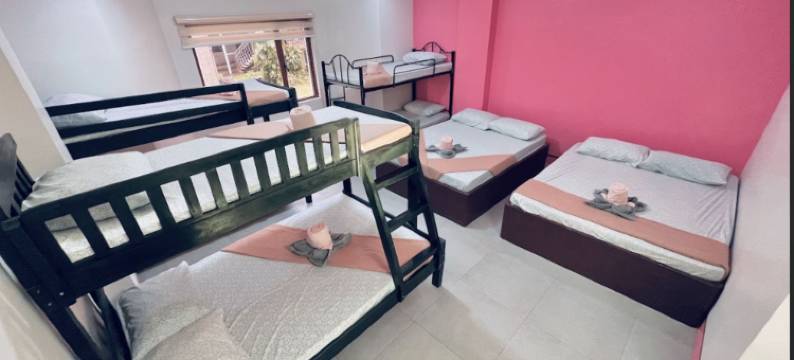 RedDoorz Premium @ RNJ Hotel图片