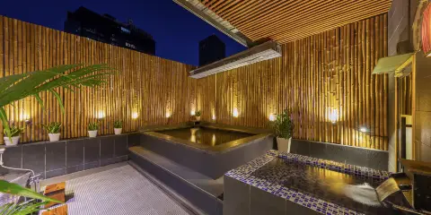 泰文龍2號安屋酒店