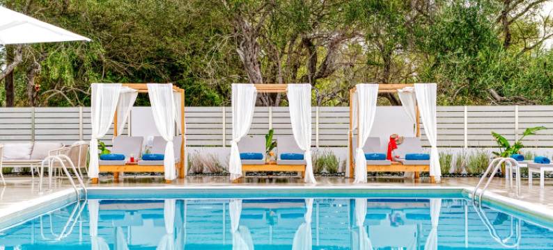 科孚隐藏的海湾(Hidden Cove Corfu)图片