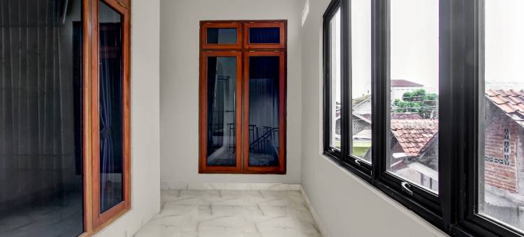 OYO 94920 伊莱亚之家明吉兰(OYO 94920 House Of Elea Minggiran)图片