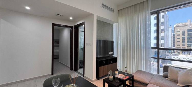 Lifeline豪华一卧室家具齐全公寓(Luxury 1-bedroom fully furnished Lifeline apartment)图片