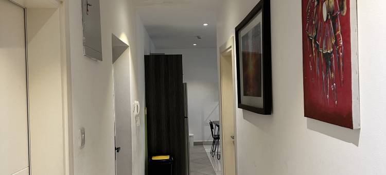 Embassy Gardens 的 Peravi 套房(Peravi Suites at Embassy Gardens)图片