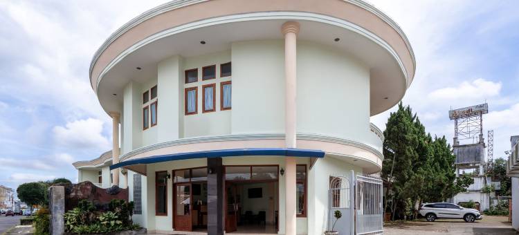 塔西克马拉亚新阿巴迪酒店(NEW ABADI HOTEL TASIKMALAYA)图片