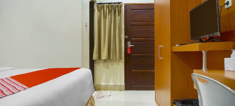 Hotel O near Mall Panakukang formerly Rika Hotel Makassar图片