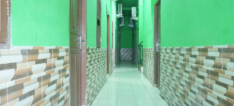 OYO 93875 Tifar House Near Lapangan Raja-raja图片