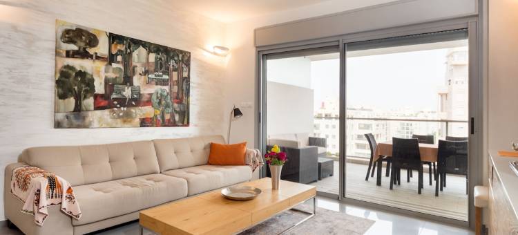 Urban Gem with Outdoor Lounge by Sea N Rent图片