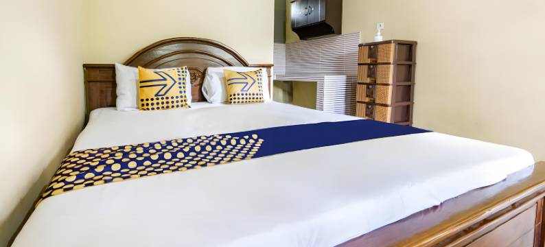 O肯查纳民宿-清真-靠近卡纽兰阿尔巴罗卡清真寺(Hotel O Kencana Homestay Syariah Near Masjid AL-BAROKAH Kanyuran)图片