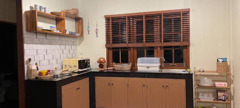 "Peace in Ranong: Your Cozy Retreat"图片