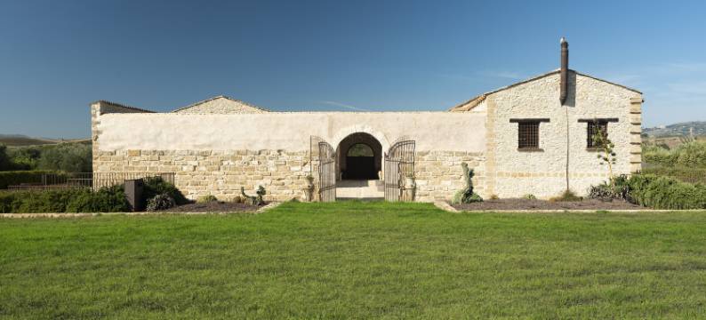 巴廖帕索丰多庄园(Tenute Baglio Passofondo)图片