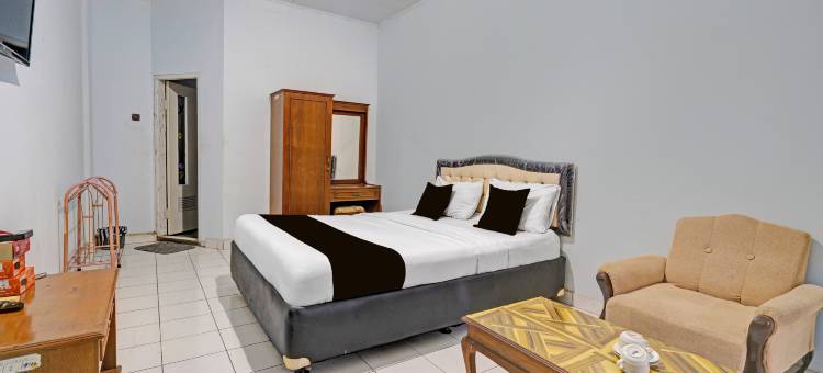OYO 94802 普里玛酒店(OYO 94802 Hotel Prima)图片