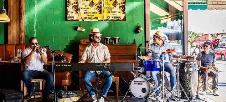 Vacay Spot快乐逃脱15分钟海滩按摩淋浴(Vacay Spot Happy Escape 15Min Beach Massage Shower)图片