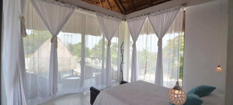 华丽小屋酒店(Luxury Cabins)图片