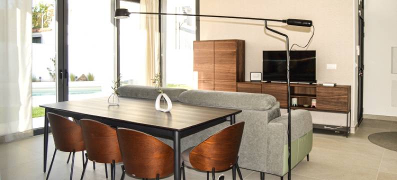 Complete house with pool near Trujillo图片