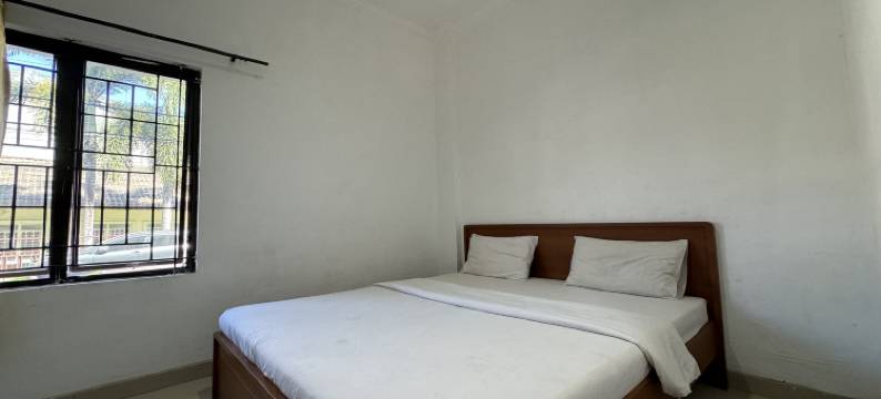 O Ezhar Boka 民宿，靠近 GOR Sulis 羽毛球馆(Hotel O Ezhar Boka Homestay Near GOR Sulis Bulutangkis)图片