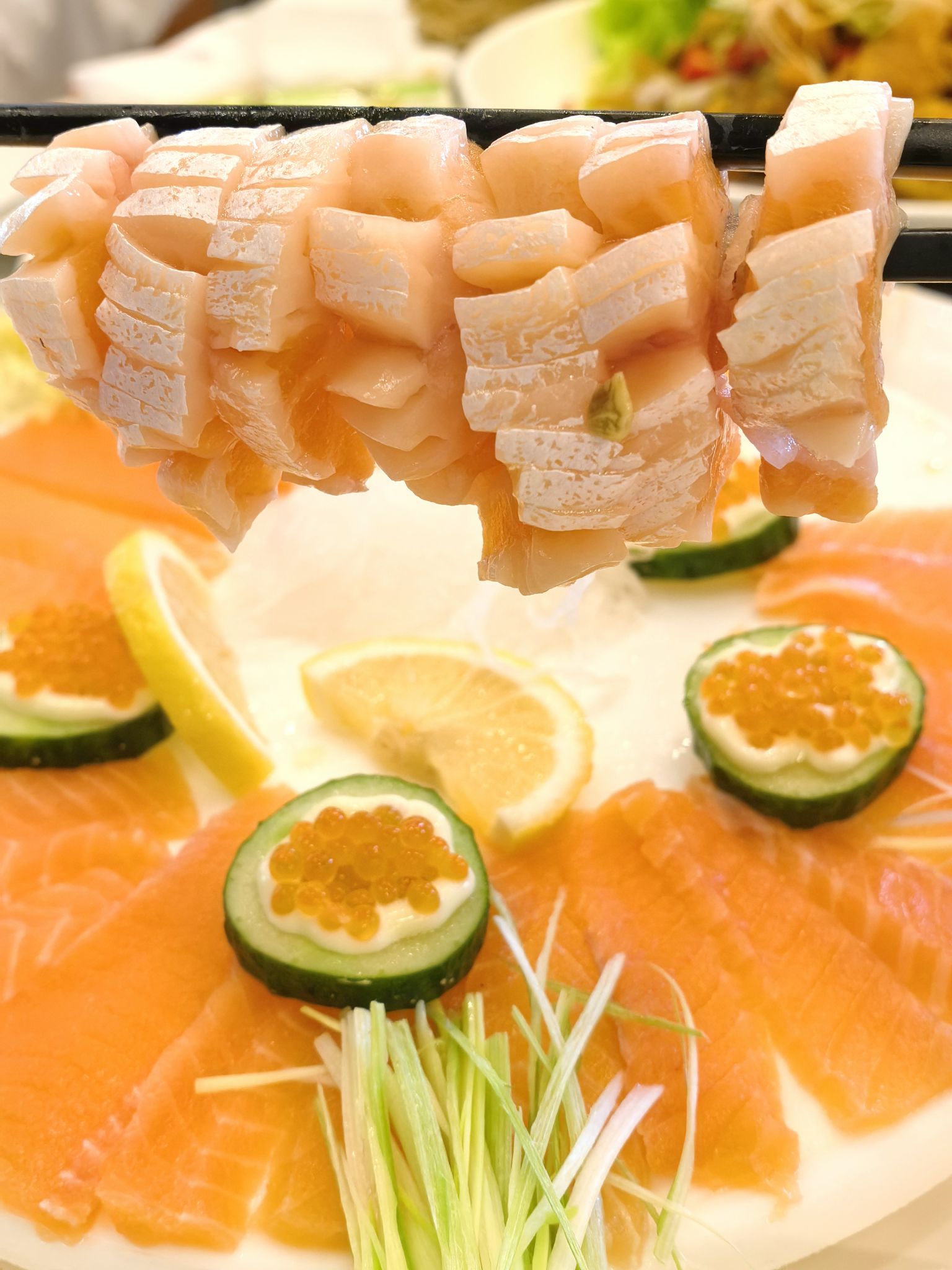 东江湖渔美人三文鱼餐厅