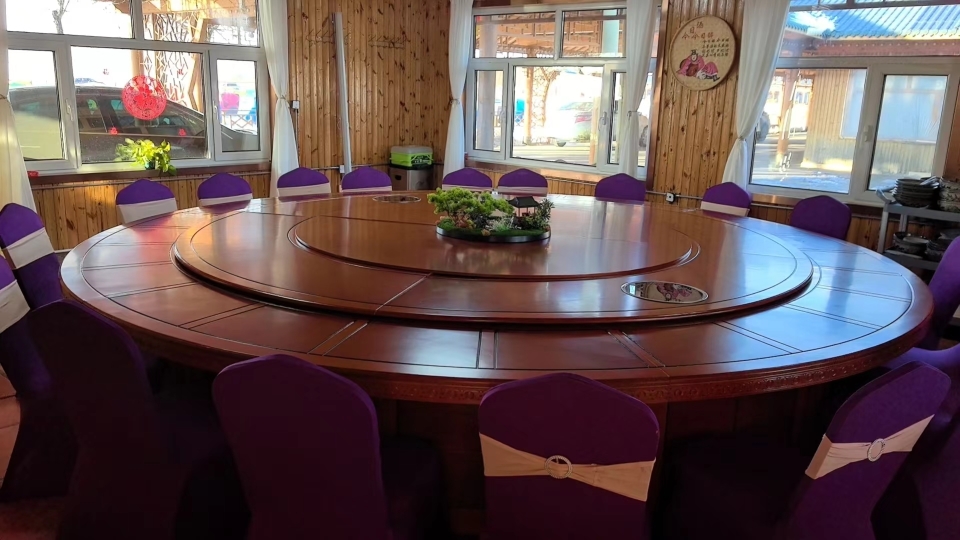 查干湖渔港民俗村全鱼宴餐厅图片