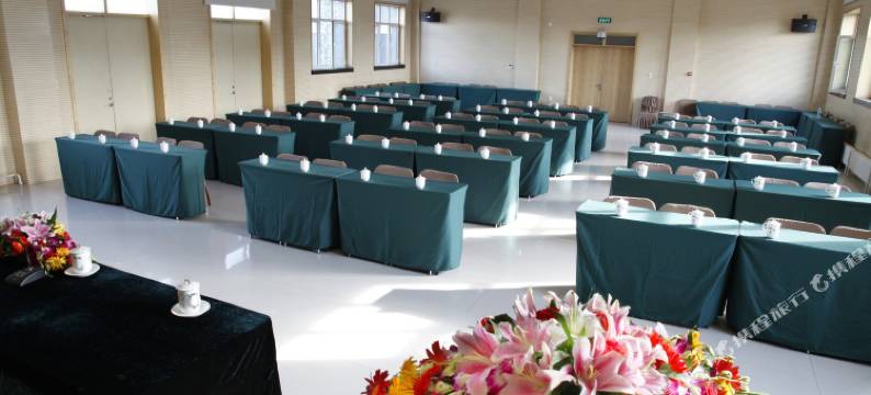 华育宾馆(北京王府井故宫店)图片