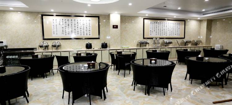 横峰东方巴黎国际大酒店图片