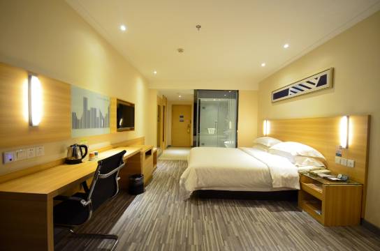 如家华驿酒店(武汉江夏大道庙山店)