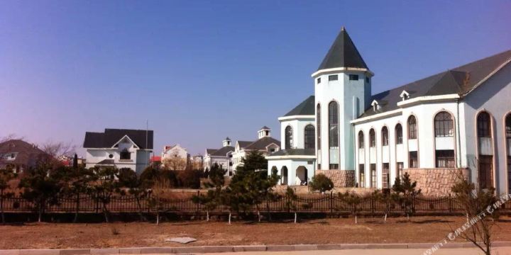 山东省威海市乳山市银滩旅游度假区长江路银滩艺墅3号楼106号