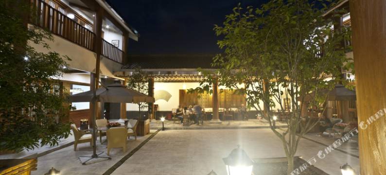 凤庆蒲宁寓庭院客栈图片