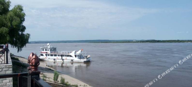 嘉荫乌云镇龙云宾馆图片