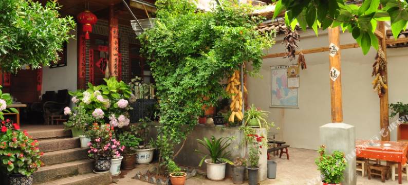 云龙五云幽兰客栈图片