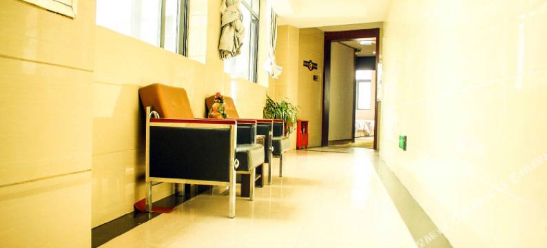 岳阳鑫伦酒店图片