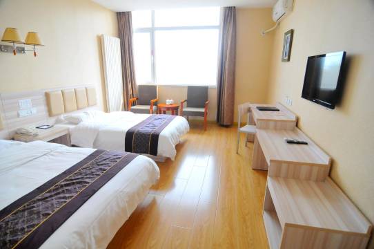 七棵海草海洋主题假日酒店(青岛西海岸汽车总站店)