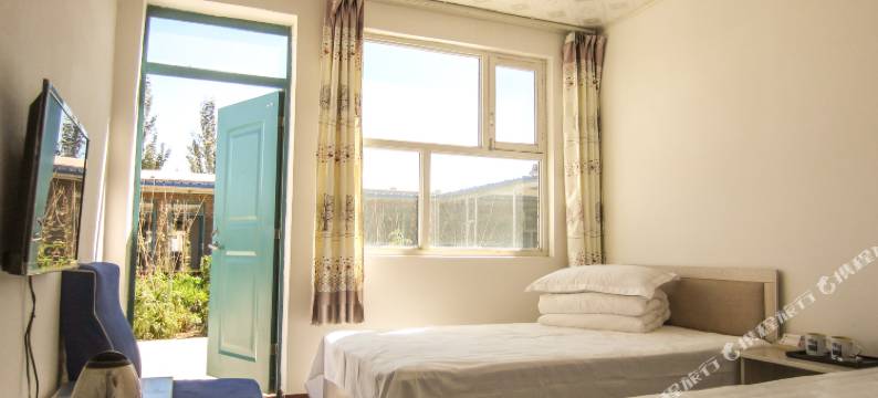 额济纳旗陆家大院图片