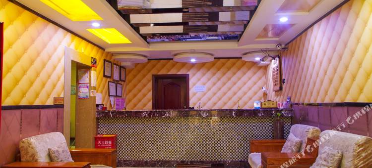 乌鲁木齐鑫华轩商务宾馆(新兴街地铁站店)图片