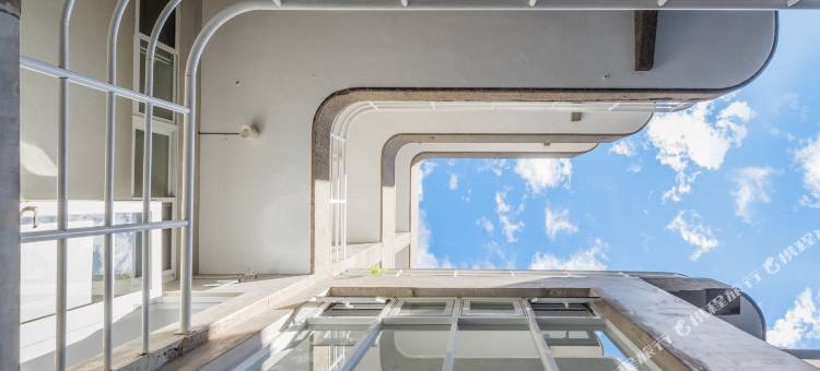 OwlStay 故事所 夹脚拖的家 花園图片