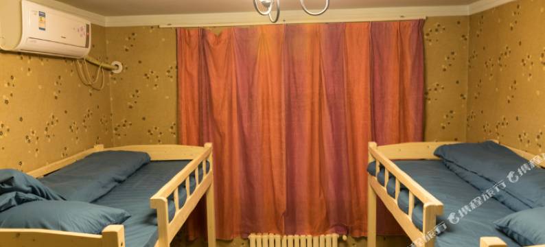 小城青旅(焦作火车站店)图片