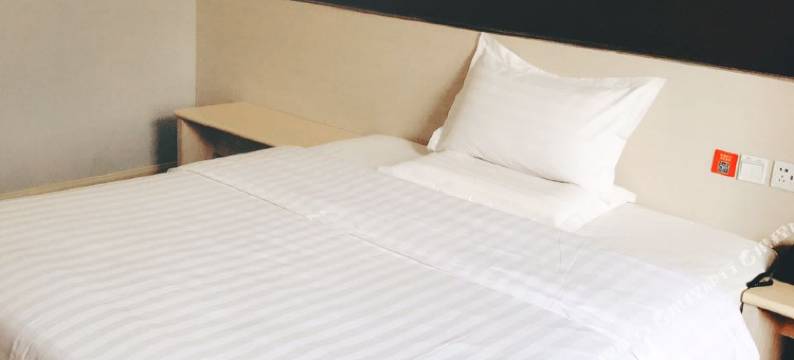 7天连锁酒店(天津解放南路店)图片