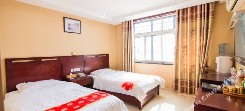 镇平石佛寺玉立方酒店图片