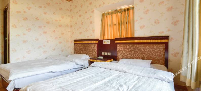 稻城甘珠客坊民俗客栈图片