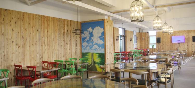 坝上云里客栈图片