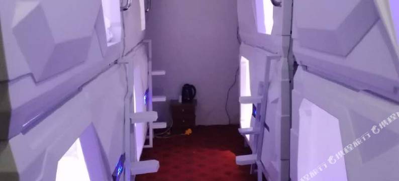 当雄温乐氧气太空舱宾馆图片