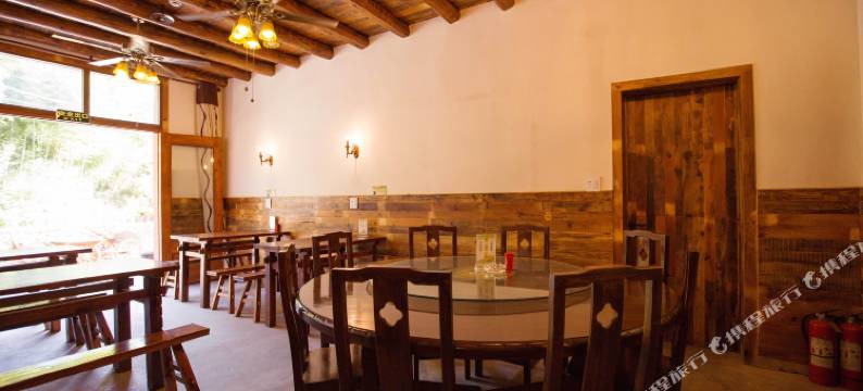 莫干山洞口山居图片